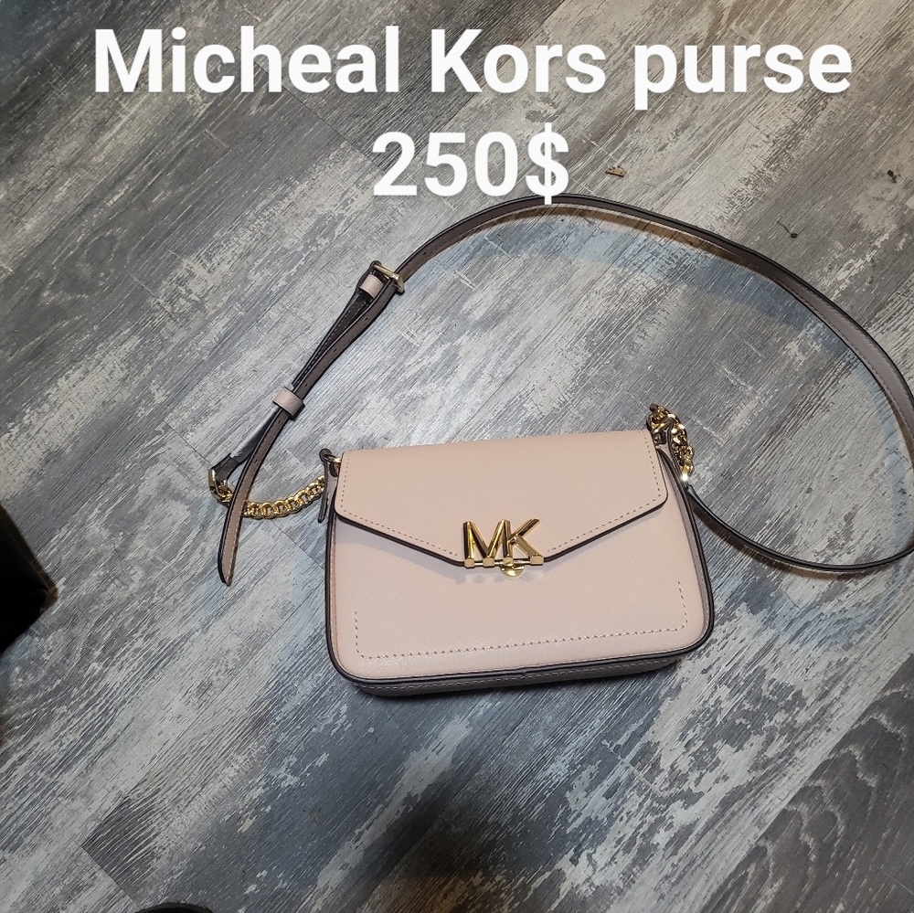 All brand new purses with tags